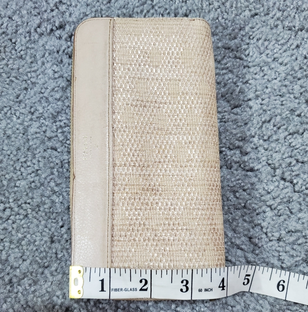 Fossil Wallet - Picture 13 of 13